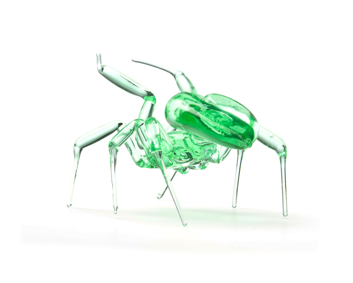Deep Green Uranium Glass Spider Figurine – Miniature Insect – Sci-Fi Glow in the Dark Sculpture – Handmade Lampwork
