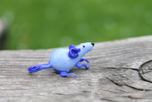 Load image into Gallery viewer, Miniature Glass Rat Art - Meticulously Crafted Tiny Rat Figurine
