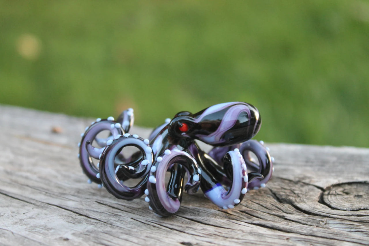 Purple Black Blown Glass Octopus, Glass Octopus, Glass, Octopus, Ocean, Octopus Sculpture, Squid, Kraken, Sea, Cephalopod, Blown Glass, Octopus Figurine