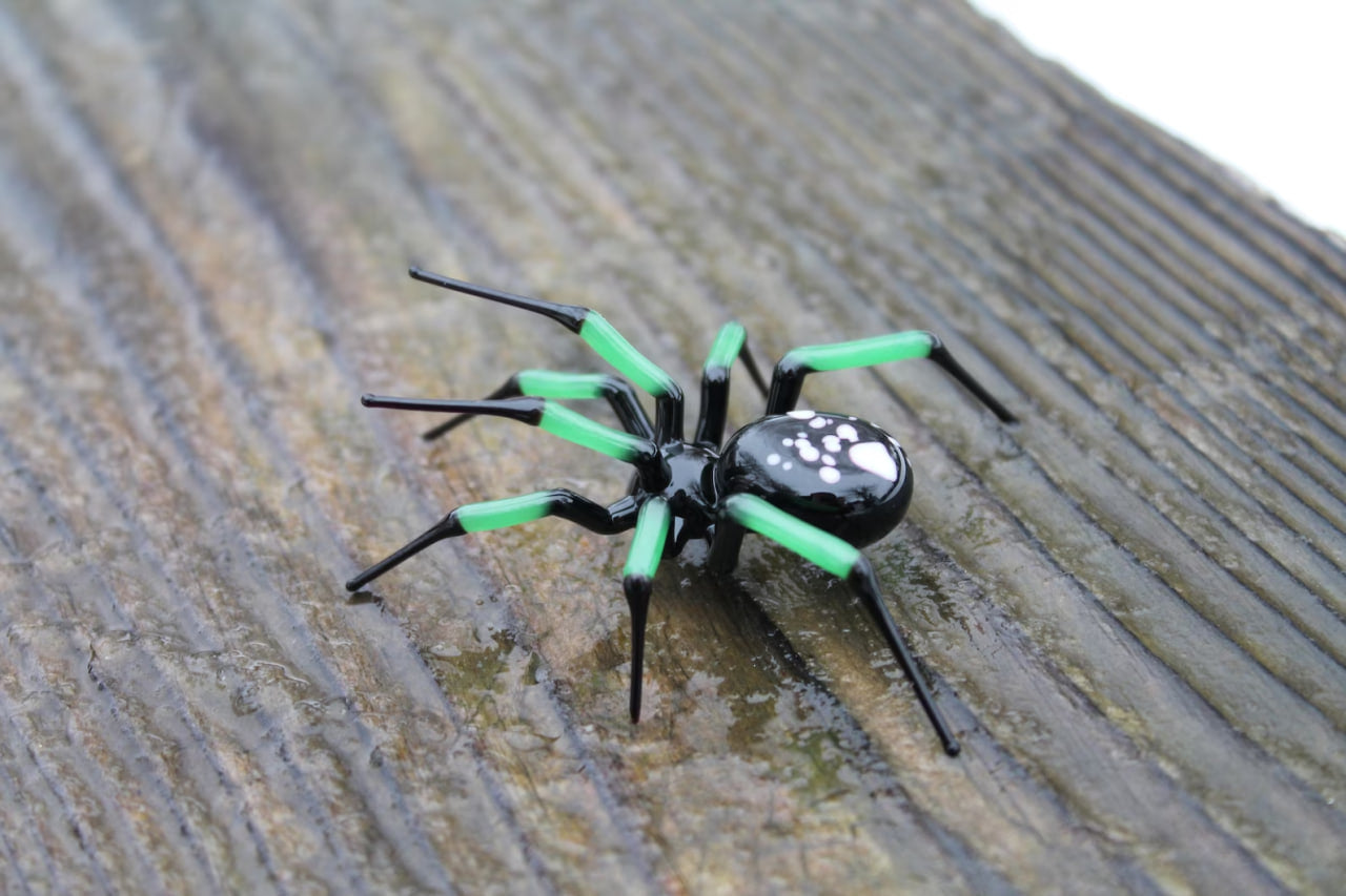 Hand Blown Glass Spider Figurine With Green Legs And Black Body