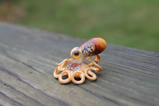 Custom glass octopus figurine orange mini sculpture handmade sea animal