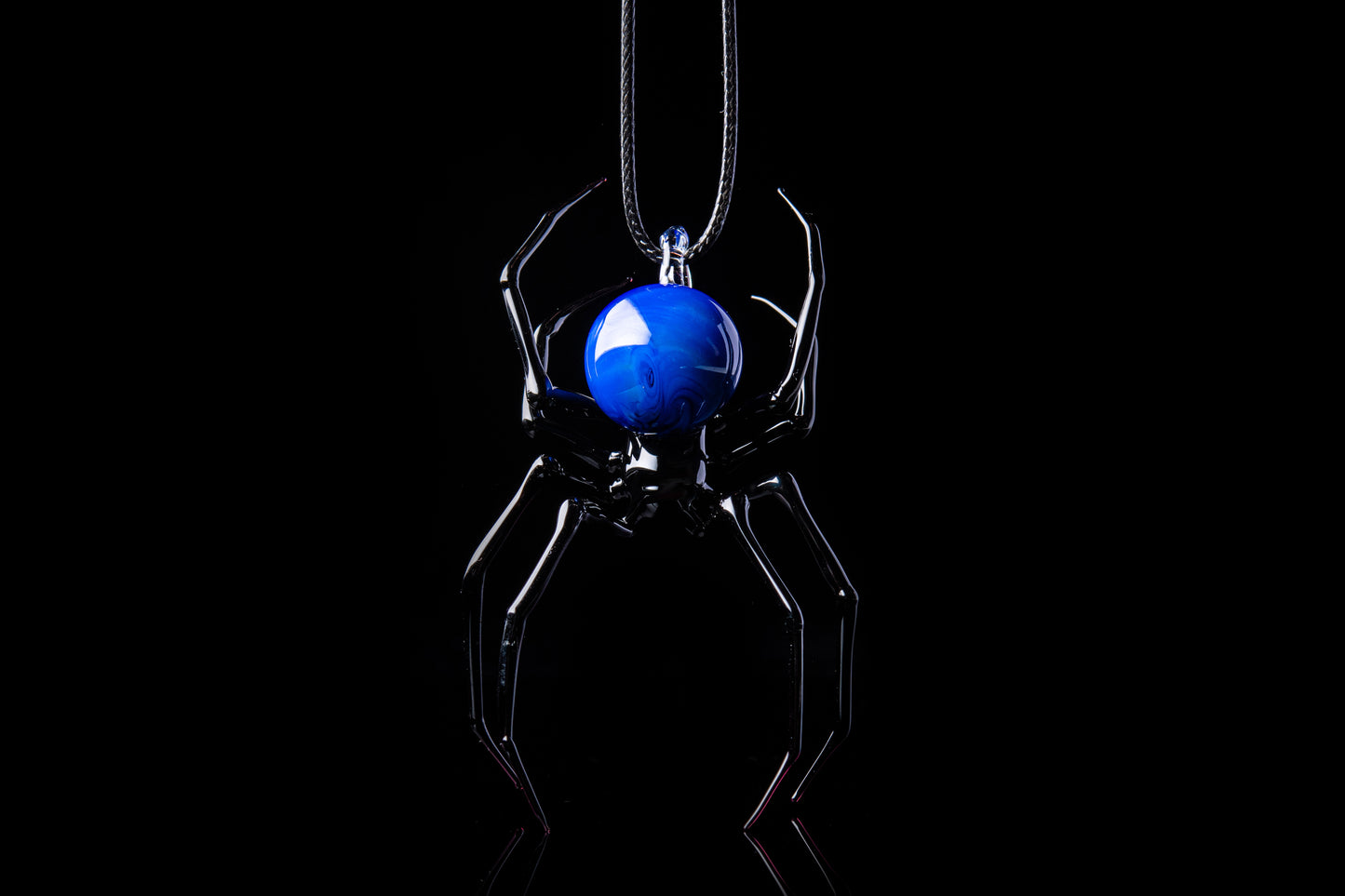 Deep Blue Spider Necklace – Blown Murano Glass Arachnid Sculpture