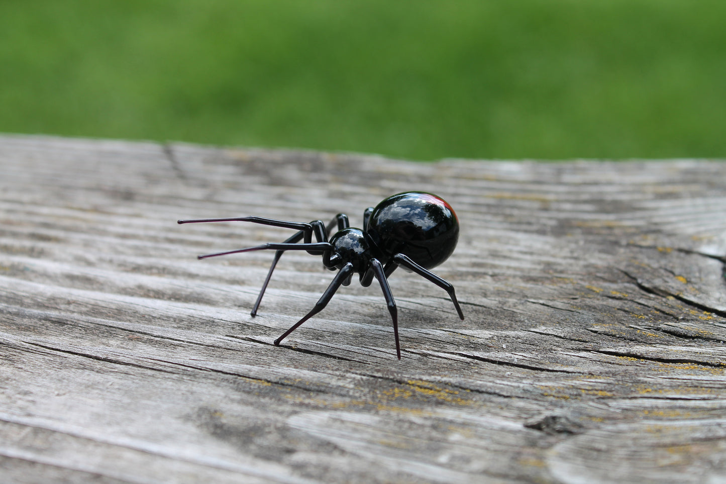 Mini Glass black Widow Figurine