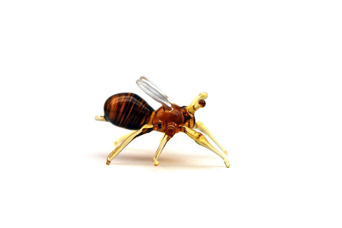 Glass Bee Blown Collectible Figurine honey bee , Animals Glass, Art Glass, Blown Glass honey bee, glass sculpture for sale, State Symbols
