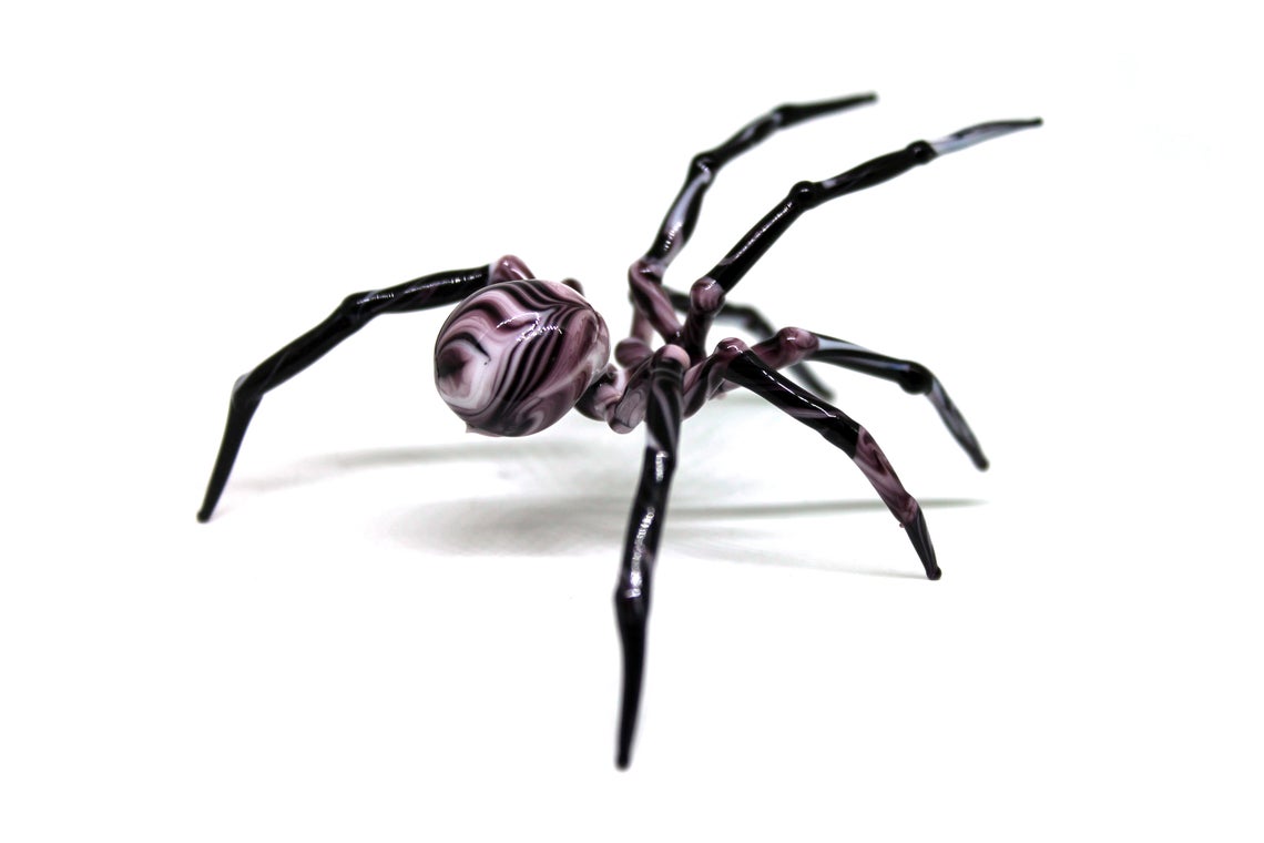 Art Glass Spider Figurine, Blown Glass Spider, Spider halloween, hand blown glasses, Glass Insect