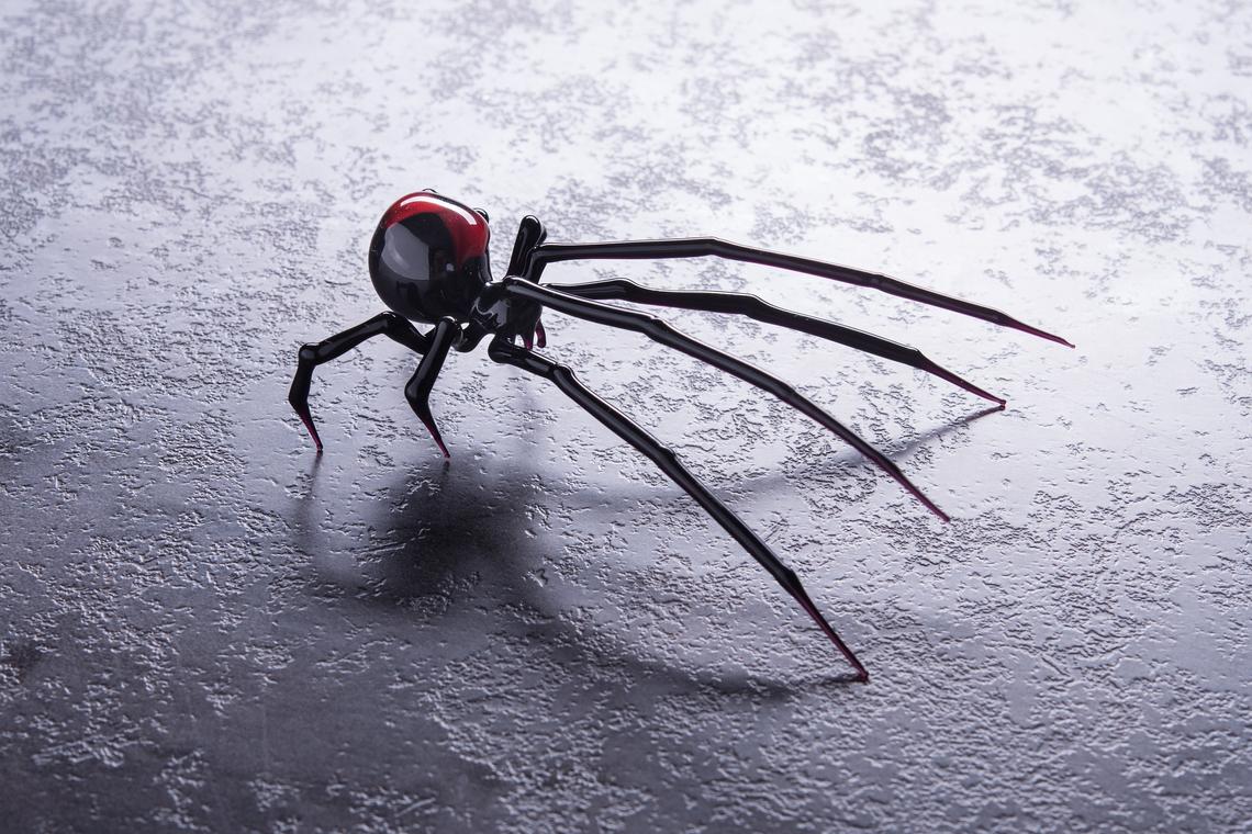 Black Widow Glass Spider Figurine With Red Tips – Handmade Art