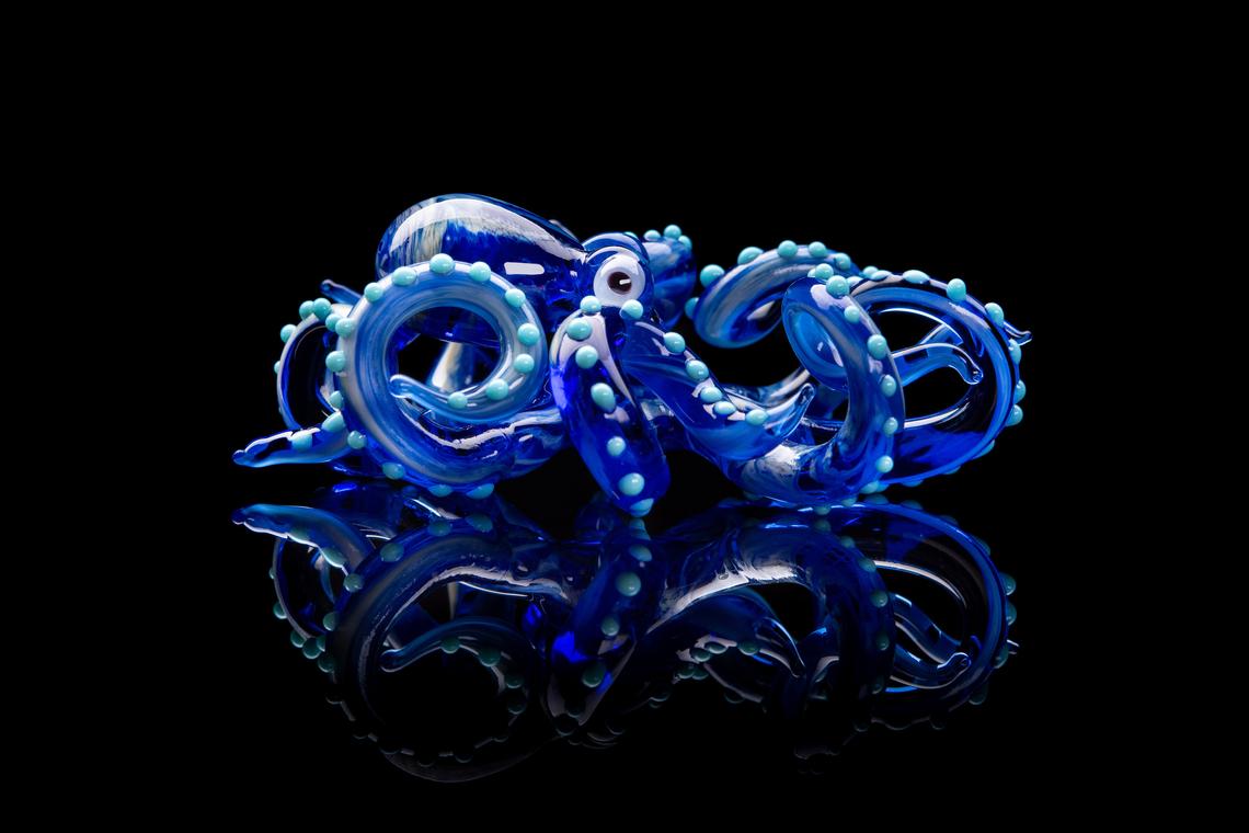 Deep Blue Blown Glass Octopus glass figurine Octopus Glass Ocean Octopus Kraken Glass Octopus Figurine
