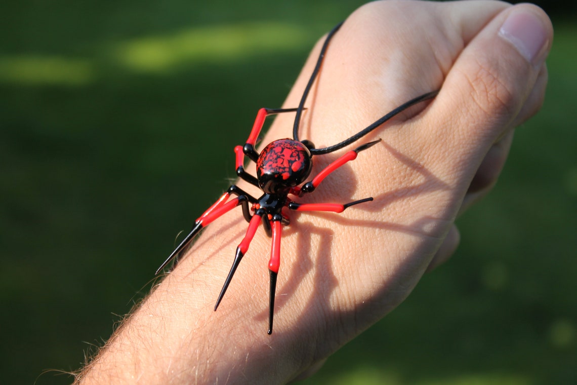 Glass Spider Necklace, Goth Necklace, Spider Pendant, Spider Pendant, Jeweled Spider