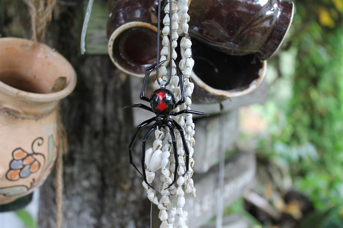 Purple Green Glass Spider Pendant – Art Glass Statement Necklace