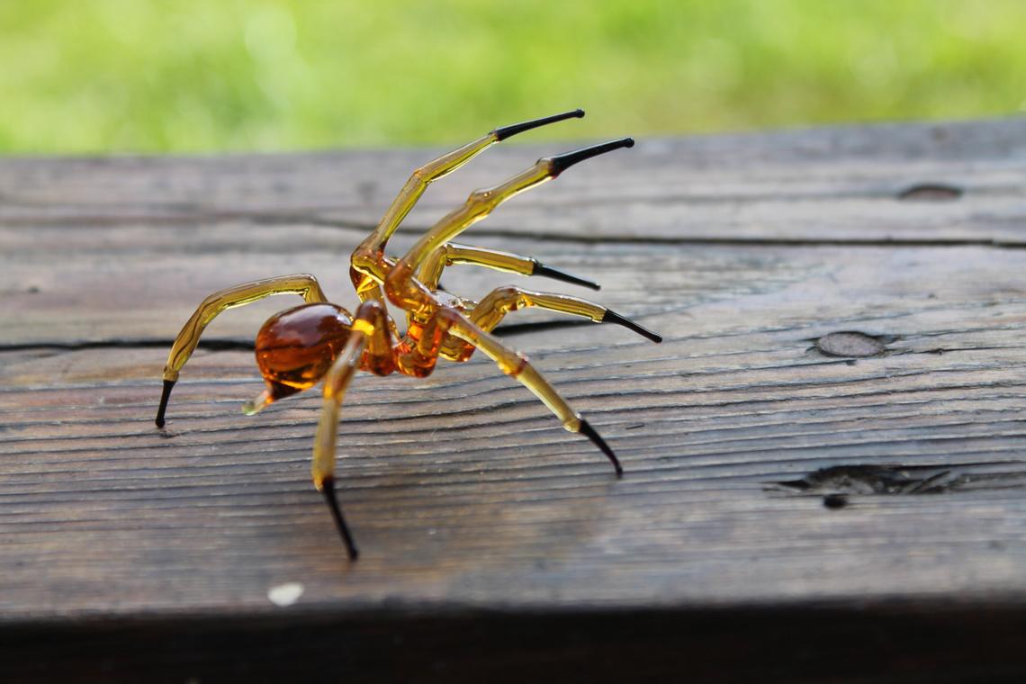 Blown Glass Figurine Art Insect Amber and Black SPIDER, Art Glass Spider Figurine Glass Figurine Animal Figure Glass Sculpture
