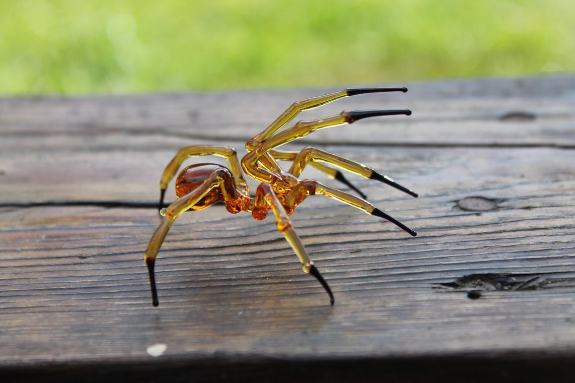 Blown Glass Figurine Art Insect Amber and Black SPIDER, Art Glass Spider Figurine Glass Figurine Animal Figure Glass Sculpture