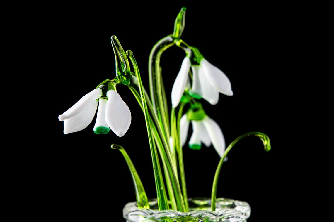 Flower Snowdrop set of three glass snowdrops and crystal vase mothers day gift Glass Flower Snowdrop birth flower