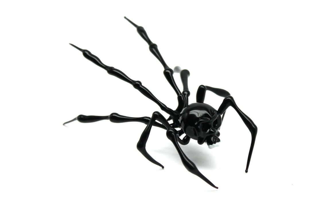 Black Glass Skull Spider Figurine – Gothic Handmade Sculpture
