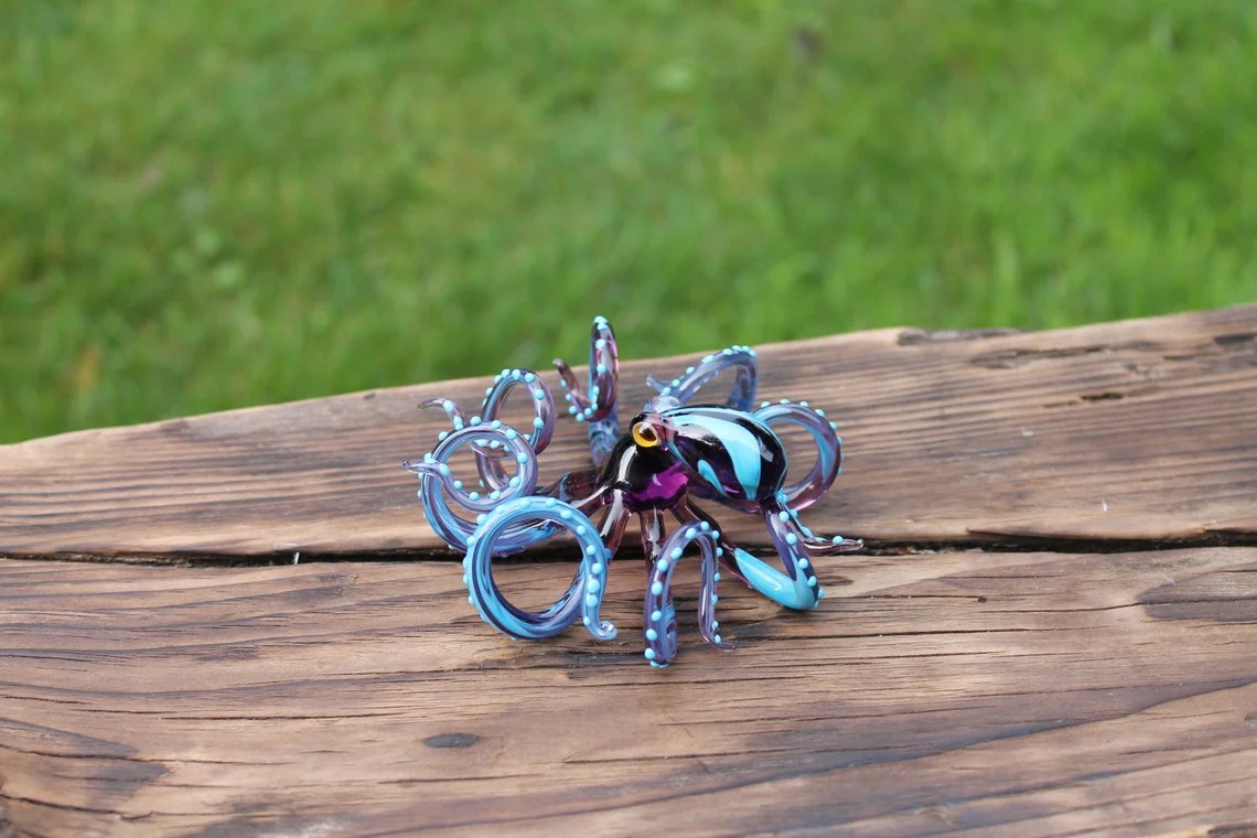 The Purple turquoise Kracken Collectible Wearable Boro Glass OctopusArt Glass Octopus Figurine - Blue Purple Tentacles