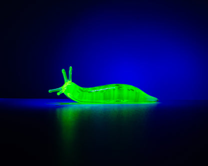 Uranium Glass Slug Figurine – Glowing UV Reactive Green Lampwork Snail | Handmade Borosilicate Art Collectible