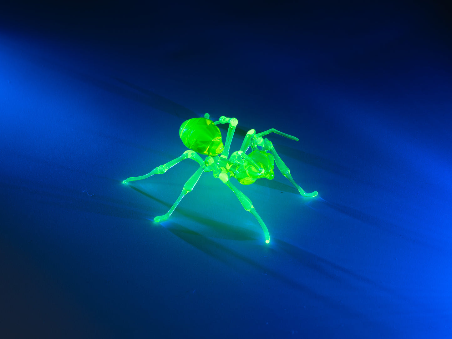 Glowing Glass Horse Figurine – Handmade Uranium Glass Animal, UV Reactive Collectible Art Sculpture