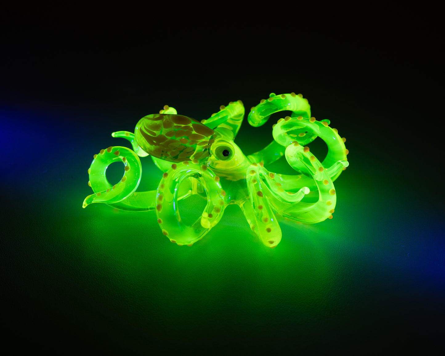 Bronze Orange Uranium Glass Octopus Figurine – Handmade Lampwork UV Reactive Collectible