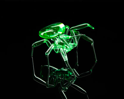 Deep Green Uranium Glass Spider Figurine – Miniature Insect – Sci-Fi Glow in the Dark Sculpture – Handmade Lampwork