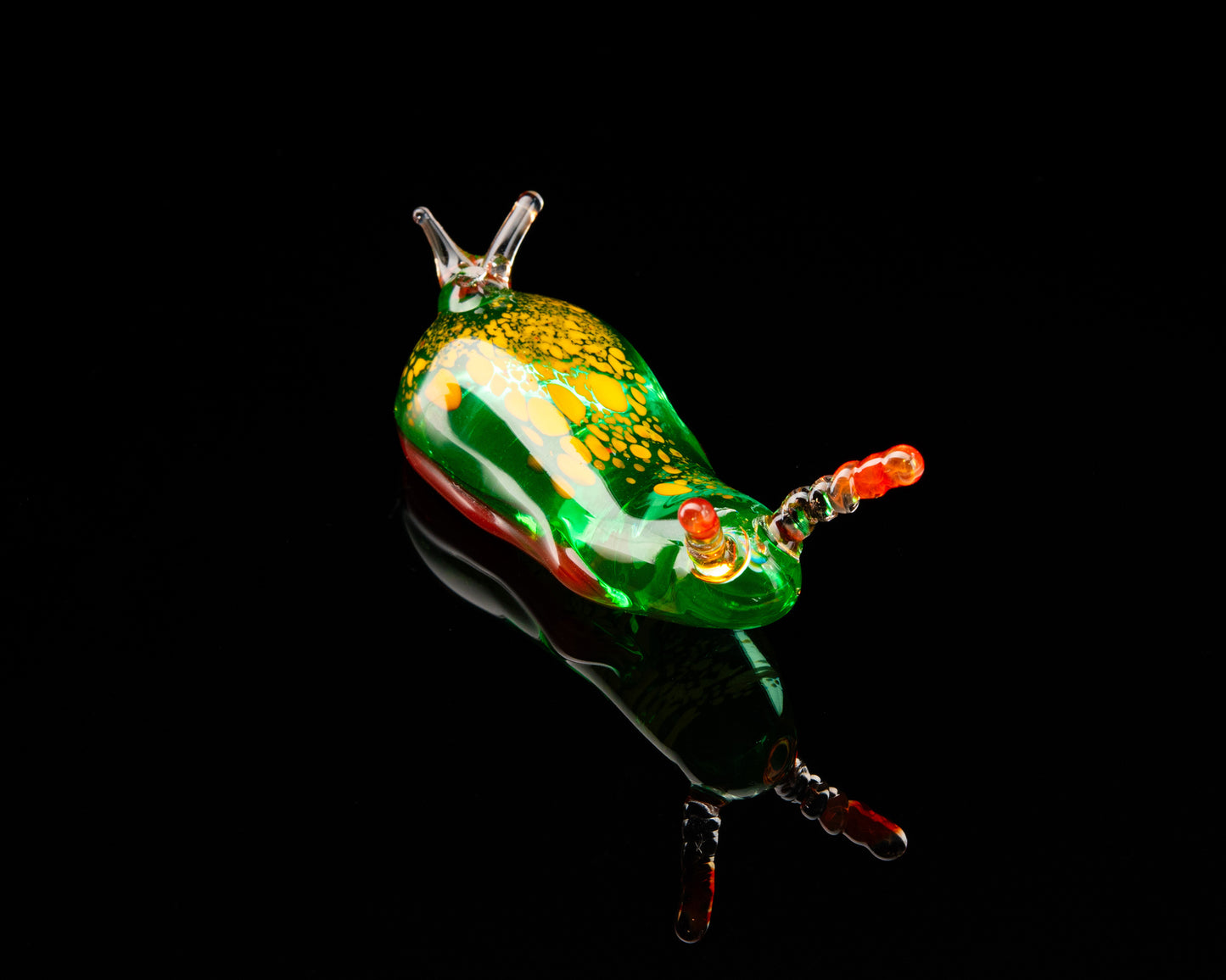 Nudibranch Uranium Glass Slug Figurine – Handblown Lampwork Miniature, UV Reactive Collectible