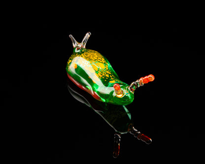 Nudibranch Uranium Glass Slug Figurine – Handblown Lampwork Miniature, UV Reactive Collectible
