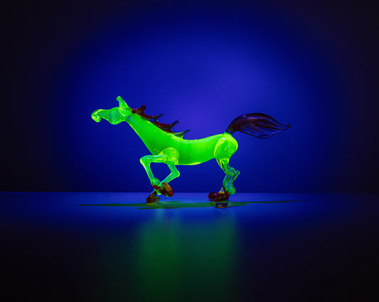 Glowing Glass Horse Figurine – Handmade Uranium Glass Animal, UV Reactive Collectible Art Sculpture