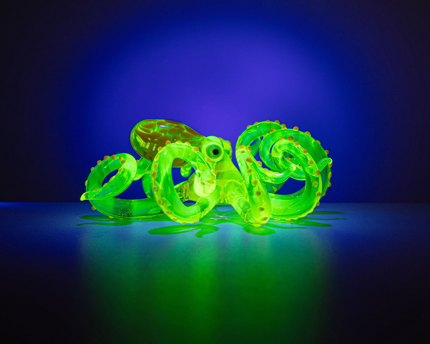 Bronze Orange Uranium Glass Octopus Figurine – Handmade Lampwork UV Reactive Collectible