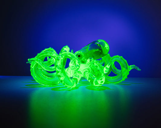 Green Uranium Glass Octopus Sculpture – Handmade Lampwork Collectible
