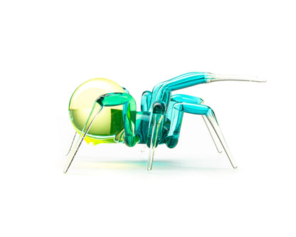 Green Blue Uranium Glass Spider Figurine – Miniature Insect – Sci-Fi Glow in the Dark Sculpture – Handmade Lampwork