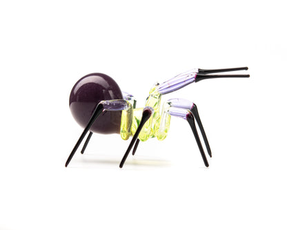 Purple Green Black Uranium Glass Spider Figurine – Miniature Insect – Sci-Fi Glow in the Dark Sculpture – Handmade Lampwork