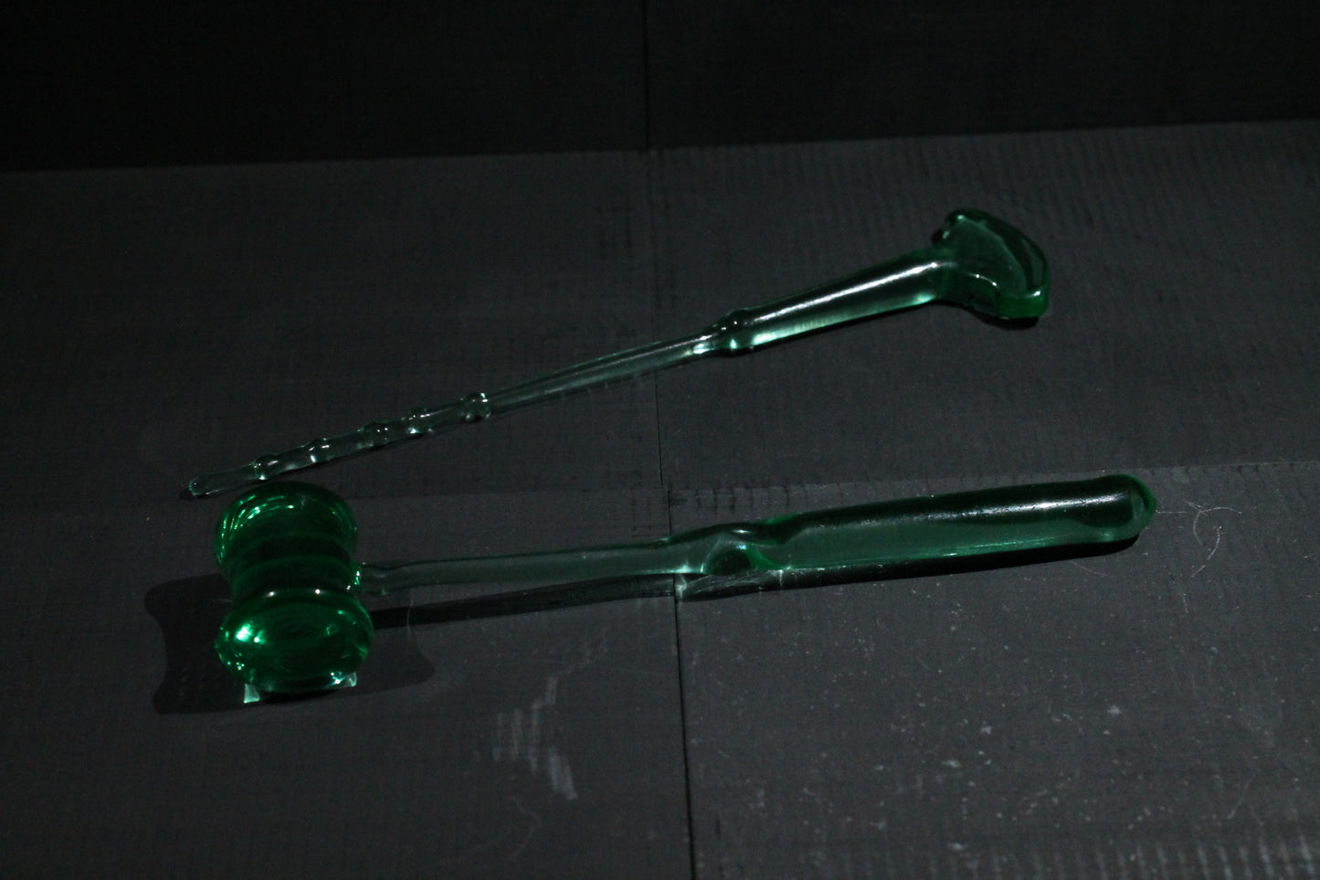 Uranium Glass Lobotomy Tool Set – Glowing Horror Art, Dark Medical Glass Sculpture, UV Reactive Creepy Decor for Curio Cabinet