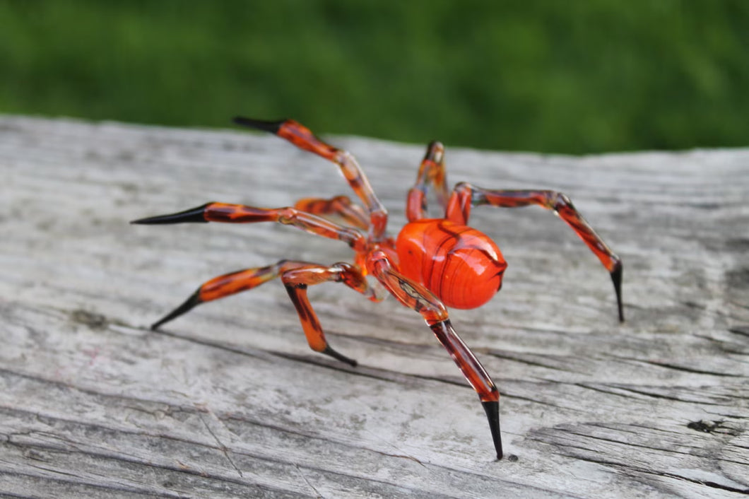 Decorative Glass Spider Miniature Sculpture for Halloween