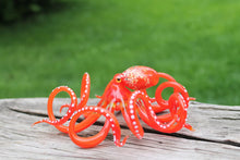 Load image into Gallery viewer, Beautiful Miniature Glass Octopus Collectible, a Gorgeous and Intricate Glass Figurine
