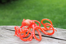 Load image into Gallery viewer, Beautiful Miniature Glass Octopus Collectible, a Gorgeous and Intricate Glass Figurine
