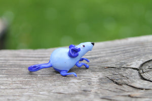 Miniature Glass Rat Art - Meticulously Crafted Tiny Rat Figurine