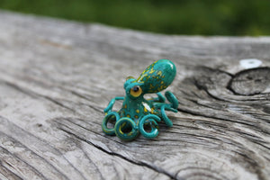 Radiant Miniature Handmade Glass Octopus Model, a Bright and Shining Decorative Piece