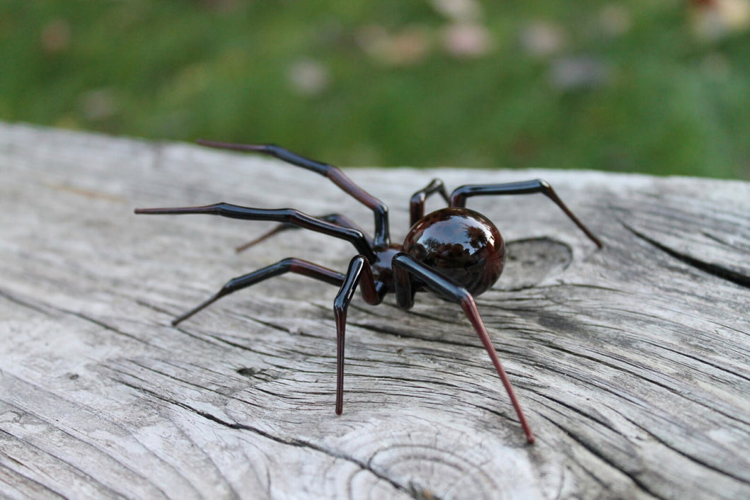 Custom Brown Art Glass Spider Figurine, Blown Glass Spider, Spider halloween