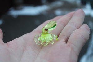 Uranium Glass Octopus Pendant Uranium Vaseline Glass Figurine Octopus Glass UV Ocean Octopus Kraken Glass Octopus Figurine