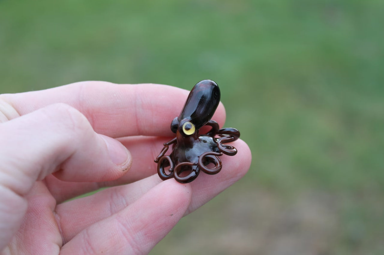 Handmade Dark Brown Glass Octopus Figurine Miniature Sea Animal Decor