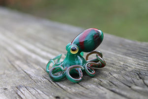 Green Ruby Red Miniature Handmade Glass Octopus Figurine, a Beautiful and Creative Glass Art Piece