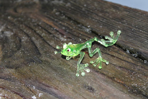 Uranium Glass Frog Pendant pendant Blown Glass Frog Uranium Vaseline Glass Figurine Frog necklace Frog Glass UV Miniature