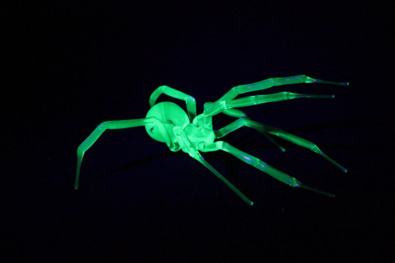 Glowing Uranium Glass Spider Figurine – Handmade UV Reactive Art