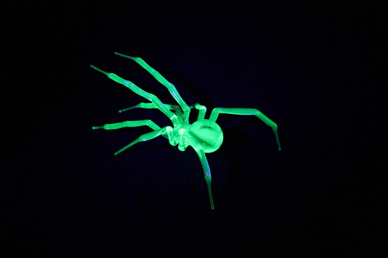 Glowing Uranium Glass Spider Figurine – Handmade UV Reactive Art