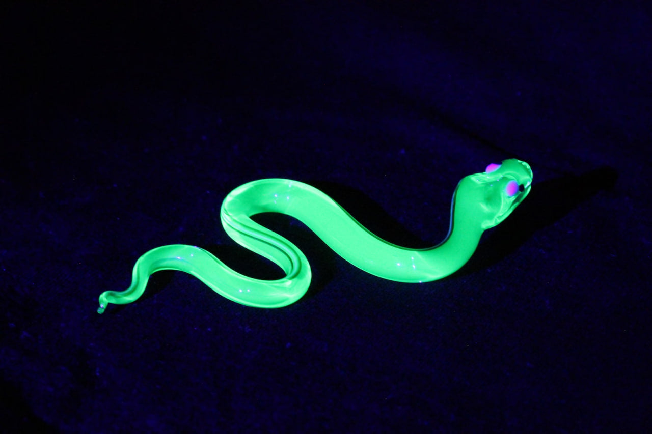Neon Green Snake Figurine in Uranium Glass – Unique UV Decor