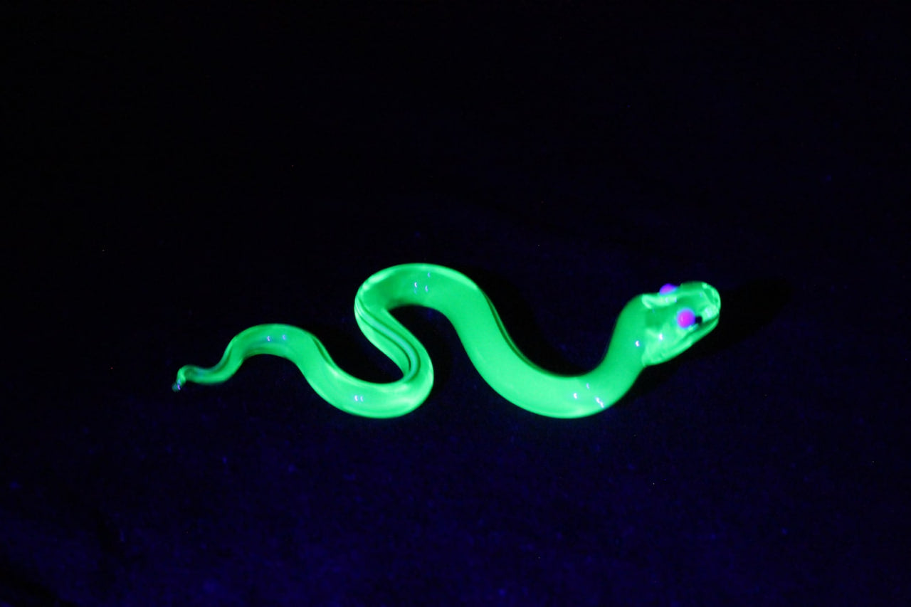 Neon Green Snake Figurine in Uranium Glass – Unique UV Decor