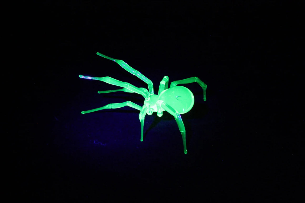 Luminous Uranium Glass Spider Figurine – UV Reactive Decor