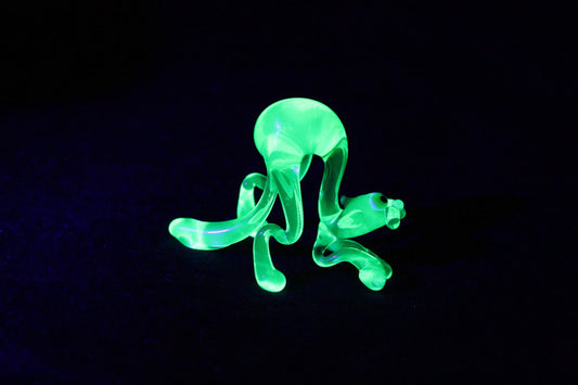 Glowing Green Cat Figurine – Uranium Glass Miniature