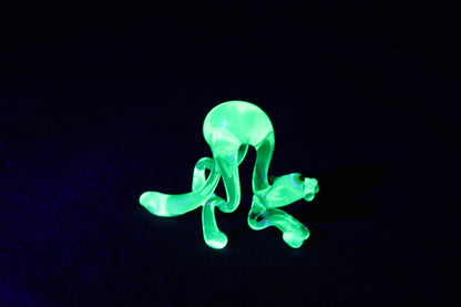 Glowing Green Cat Figurine – Uranium Glass Miniature