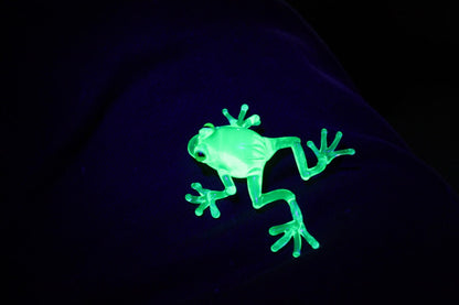 Handcrafted Luminous Frog – Uranium Glass Collectible