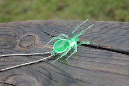 Fantasy Spider Pendant – Luminous Uranium Glass Jewelry