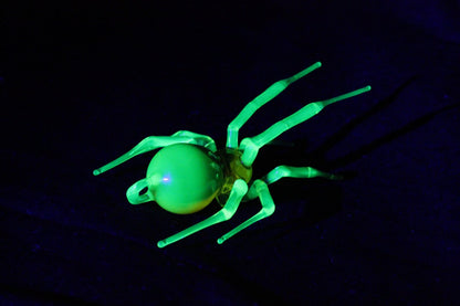 Glowing Uranium Glass Spider Pendant – Handmade UV Necklace